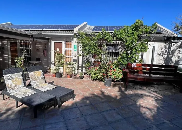 Lovely Garden Studio 5 - 10 Min Walk To The Beach
